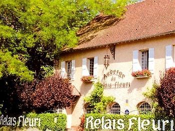 Le Relais Fleuri, Hotel Et Restaurant Logis - Avallon Sauvigny-le-Bois Exteriér fotografie