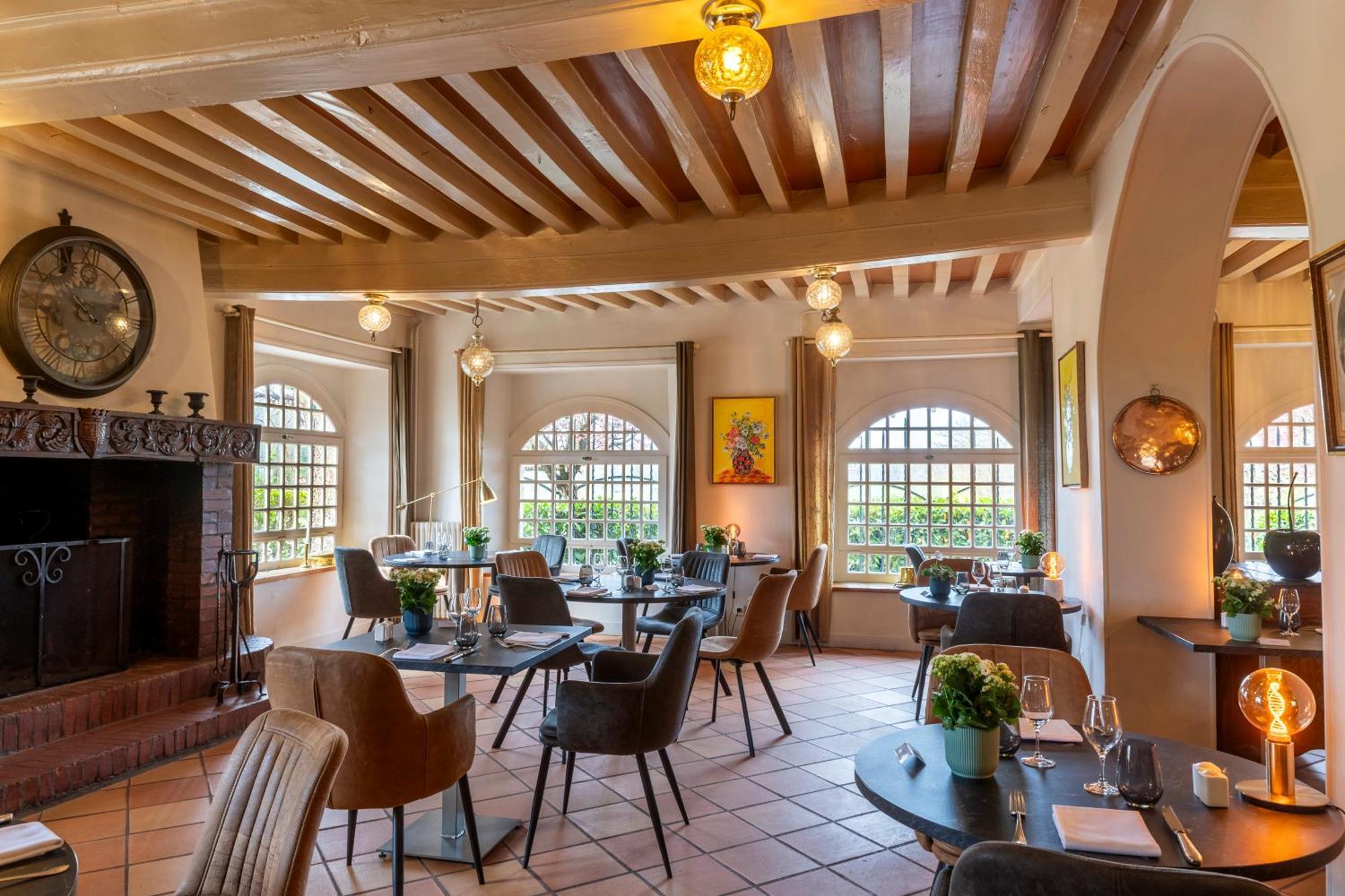 Le Relais Fleuri, Hotel Et Restaurant Logis - Avallon Sauvigny-le-Bois Exteriér fotografie